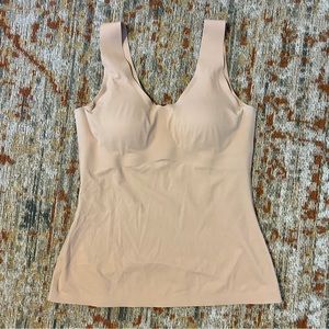 Knix LuxeLift Tank size M